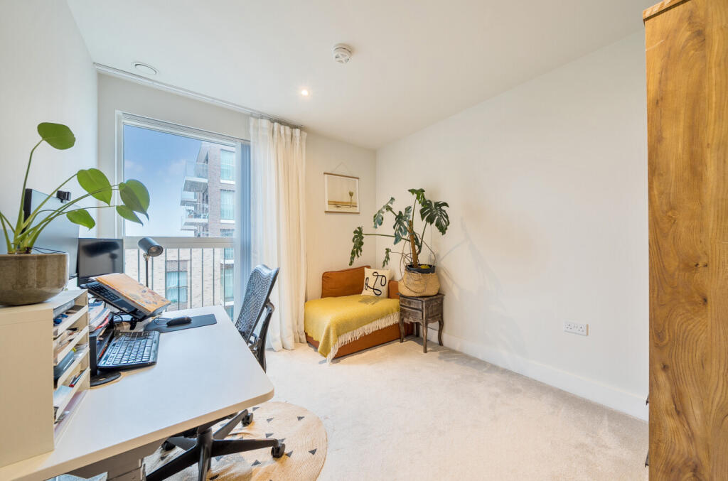 1364342-14-68f609...