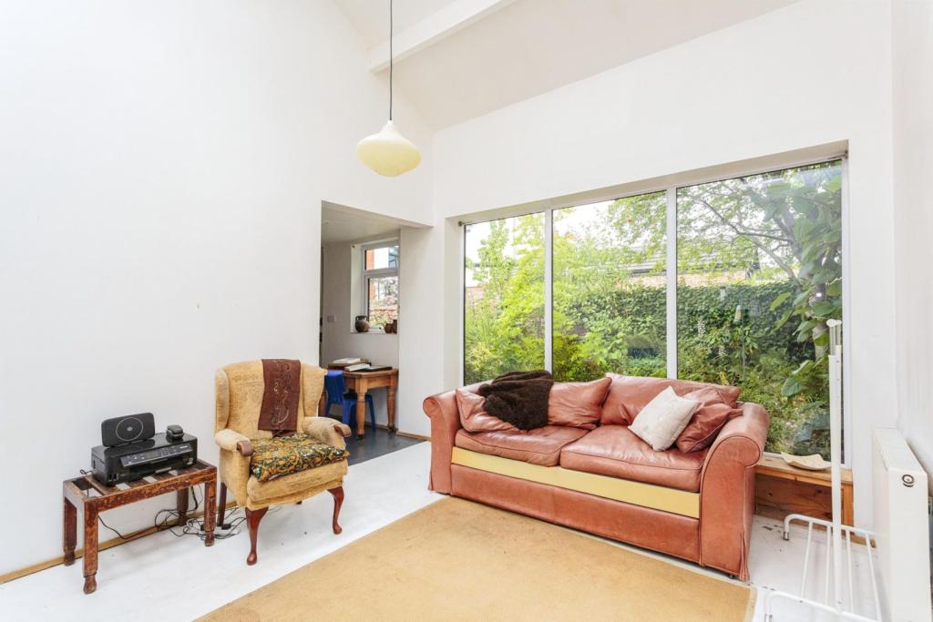 Annexe Living Room