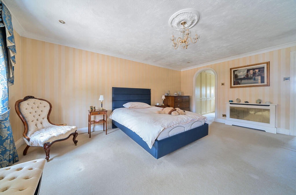 1313440-36-685945...