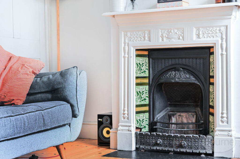 61bb3a7f-a5d6-4bc...