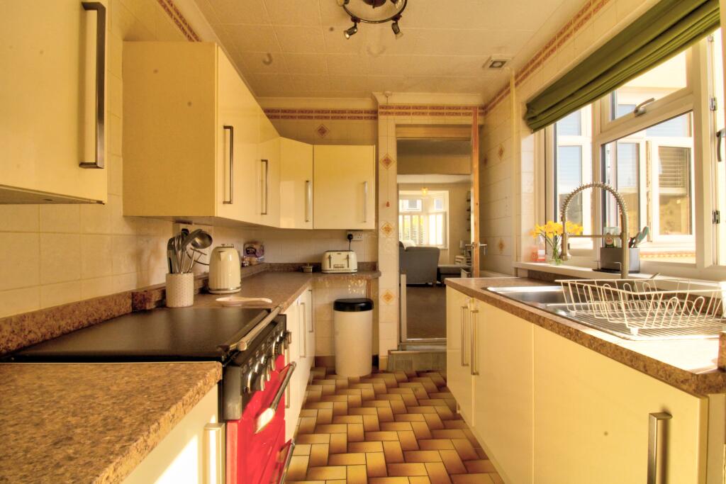 IMG_4338_39_40_Interior 4