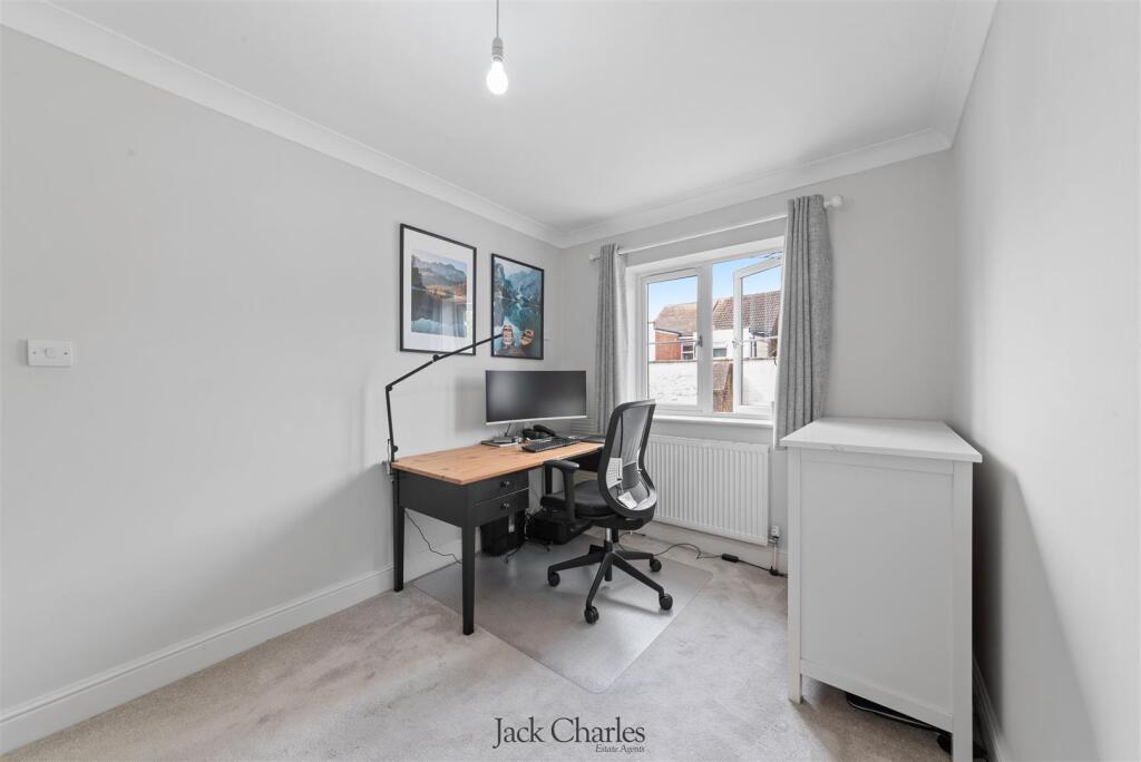 9 Wincliff Road_-14.jpg