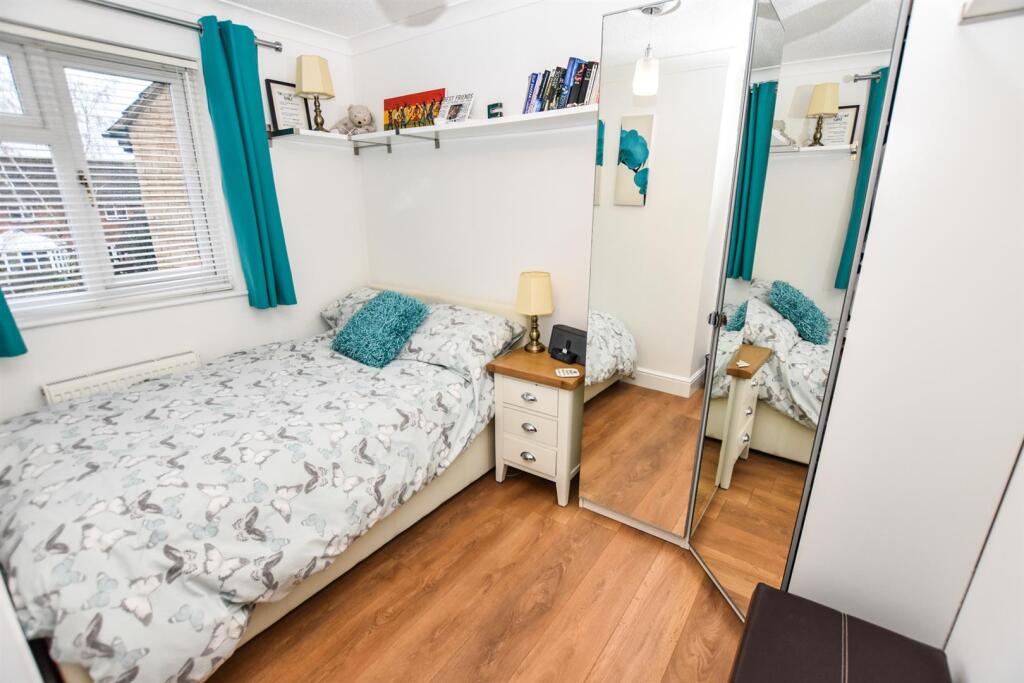bed 3.jpg