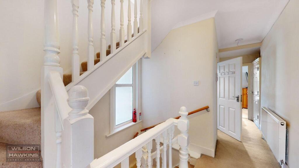 35 Welldon Crescent - JxXSBKnr3hzifRLziIcM.jpg