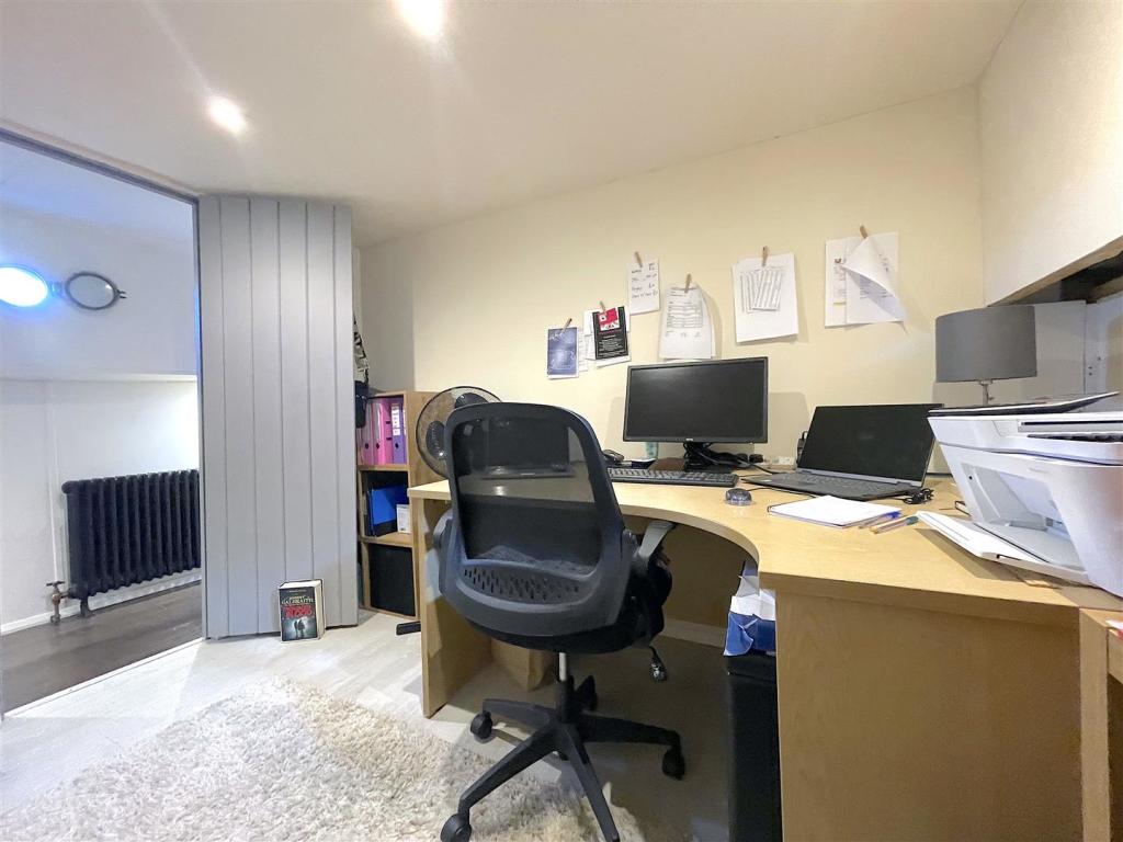 Home Office (3).jpeg