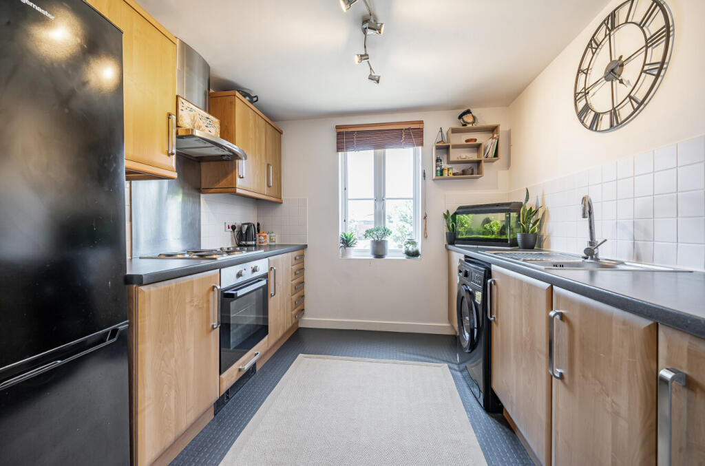 1317397-6-6872047...