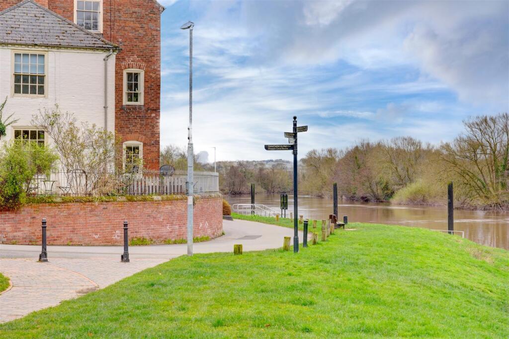 7 The Tontine (43).jpg