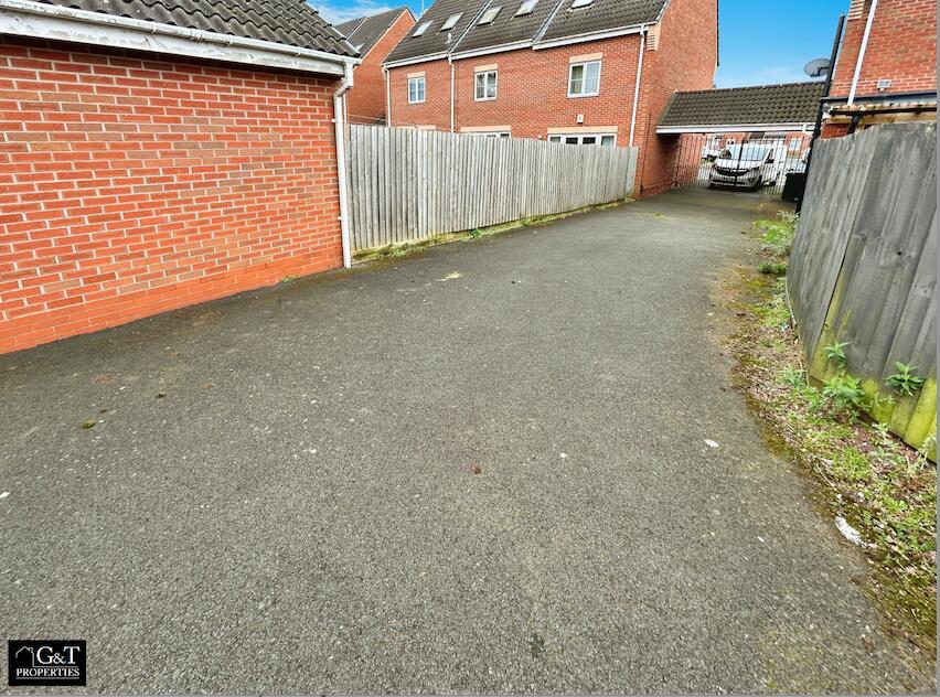Gated Access To Garage 