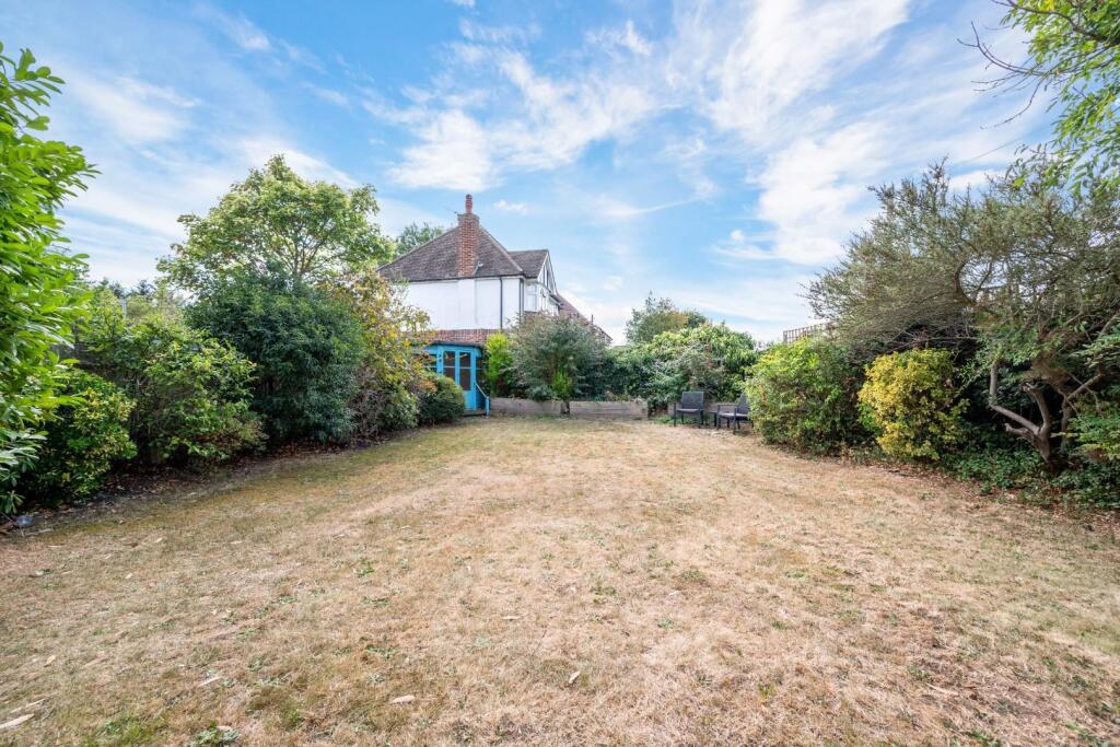 RUTHERWYKE CLOSE (11).jpg