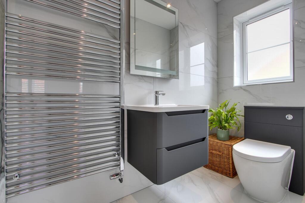 Ensuite