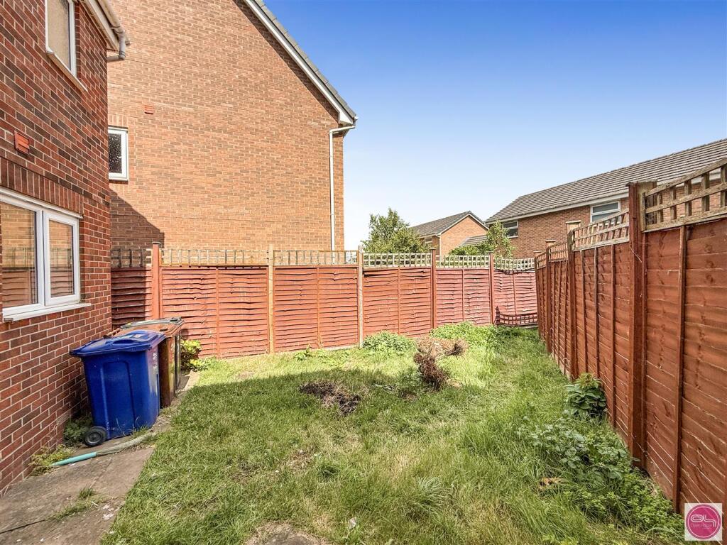 Saw Mill Way, Burton on Trent (13).jpg