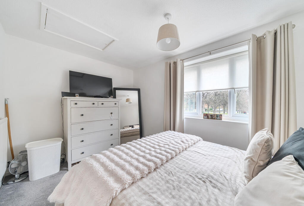 1385397-12-692841...