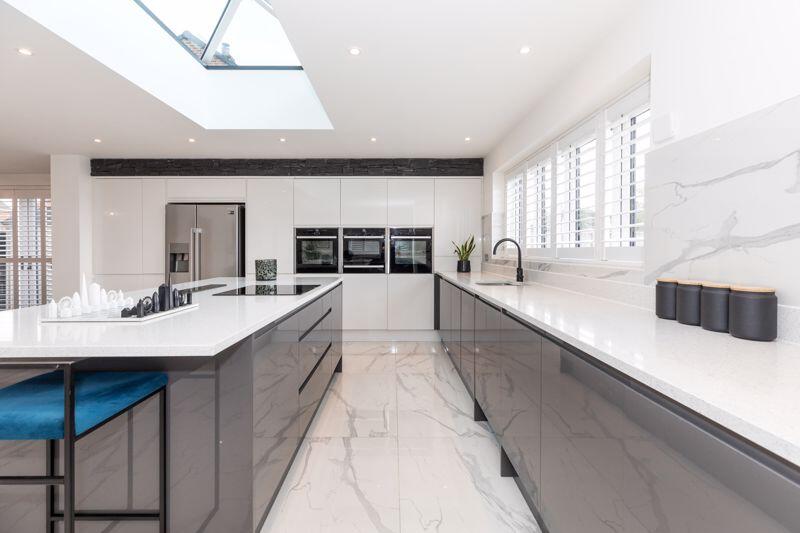Kitchen Family Room