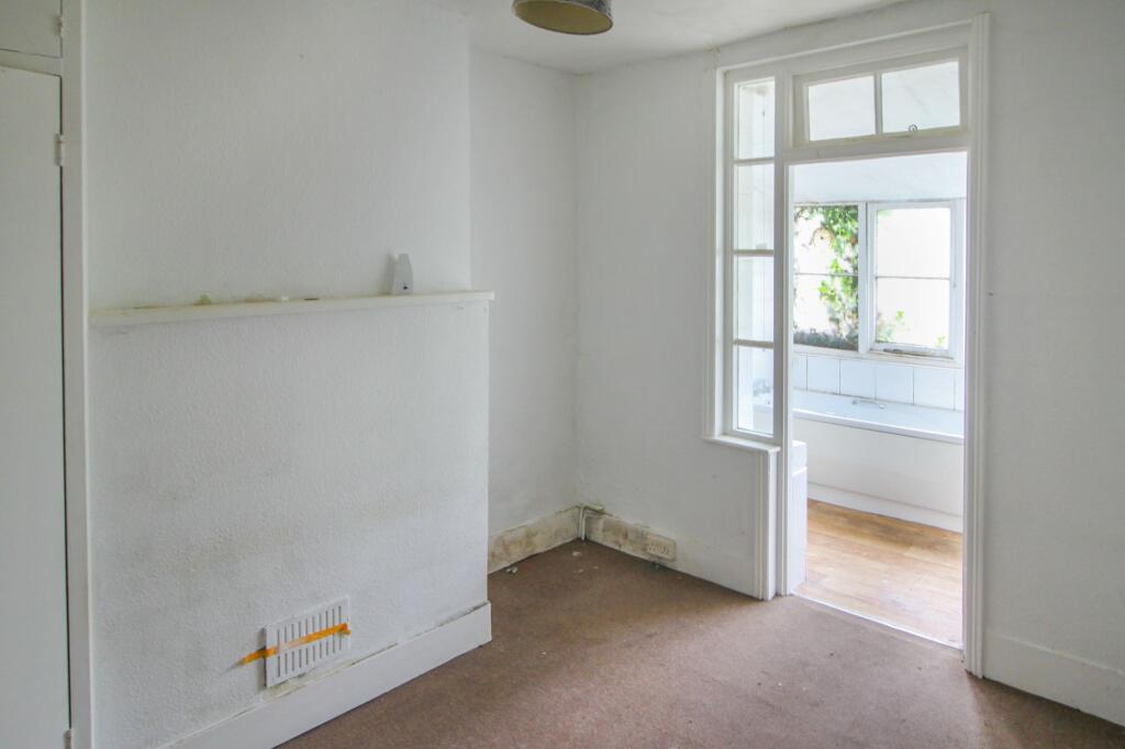 4 Aldborough Road, St. Leonards-on-Sea East Sussex    TN37 6SE