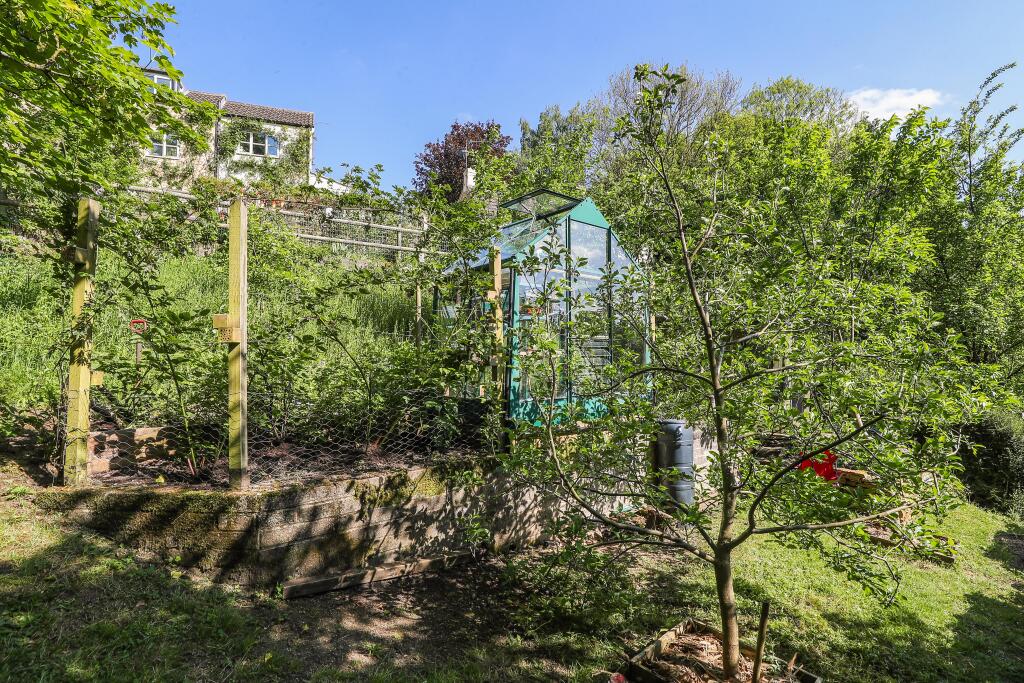 Marle Hill, Chalford, GL6