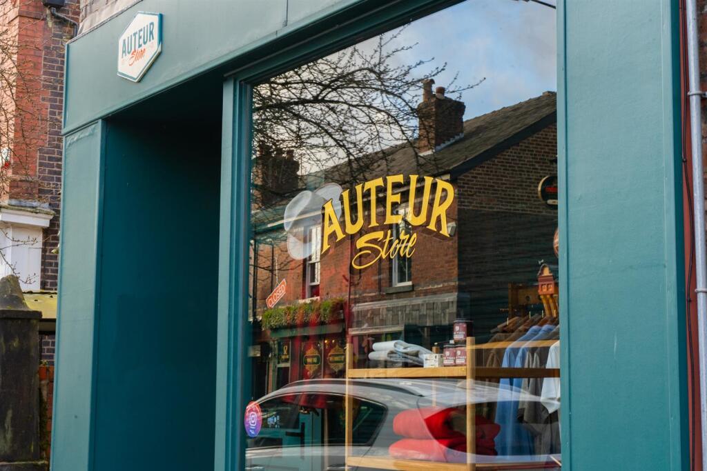 Auteur Store.jpg