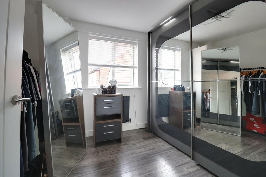 3rd Bedroom / Wal...
