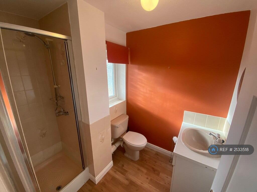 Master Bedroom Ensuite