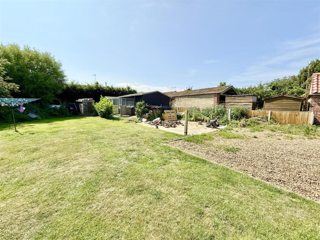 garden and outbuilding