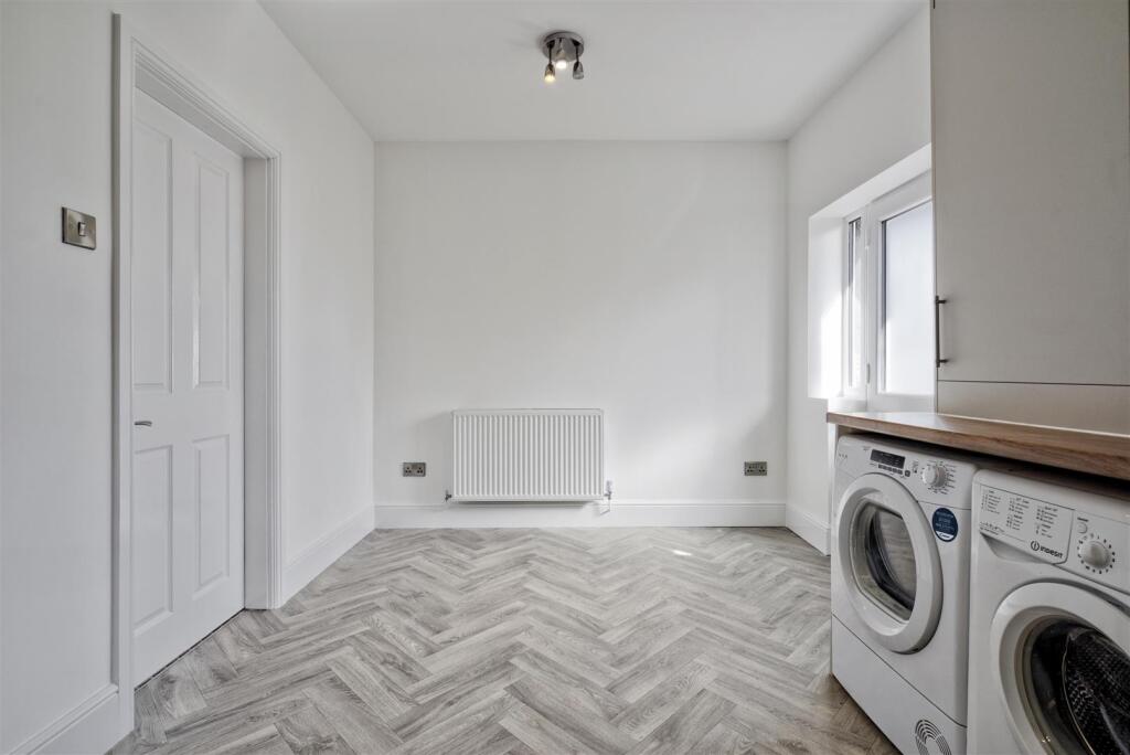 19 School Lane rixton-13.jpg