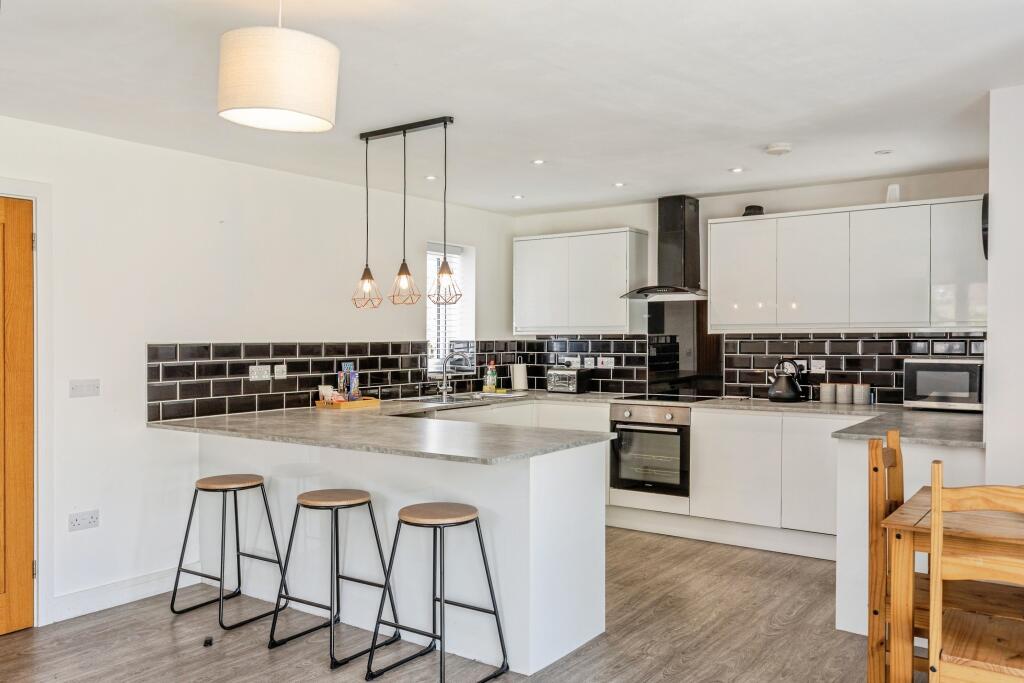 Kitchen 3