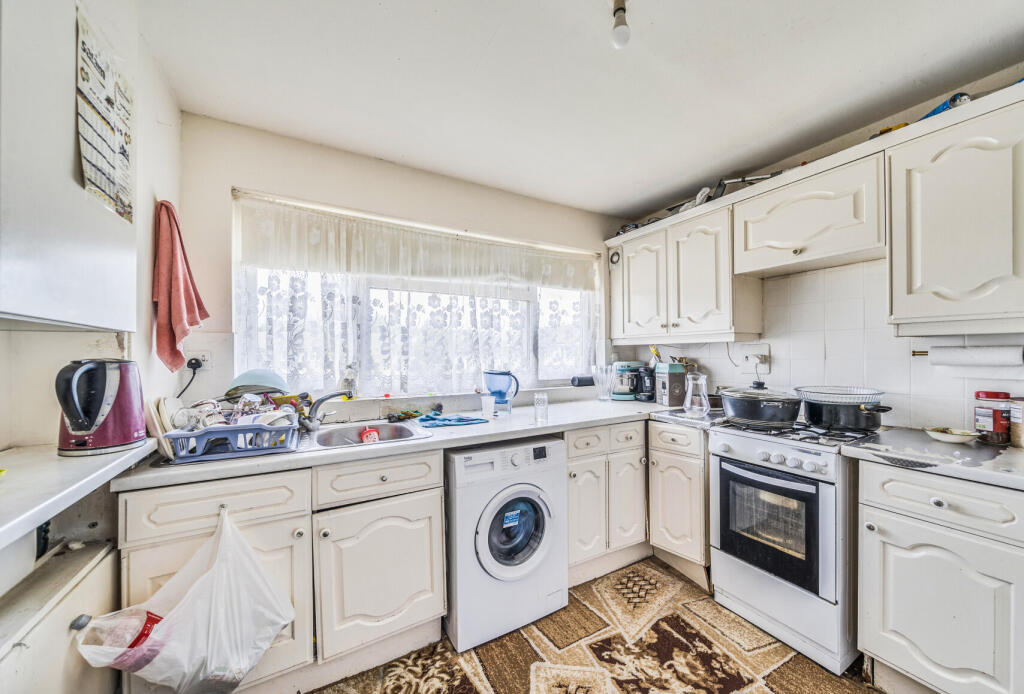 1298345-15-6836f7...