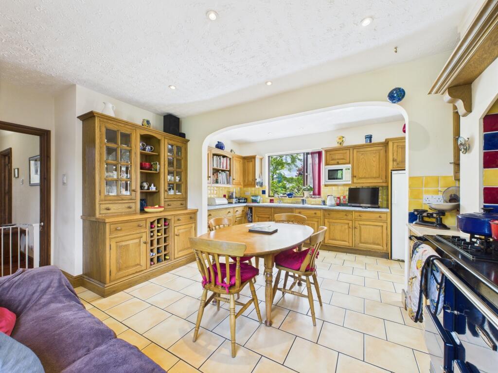 breakfast/kitchen