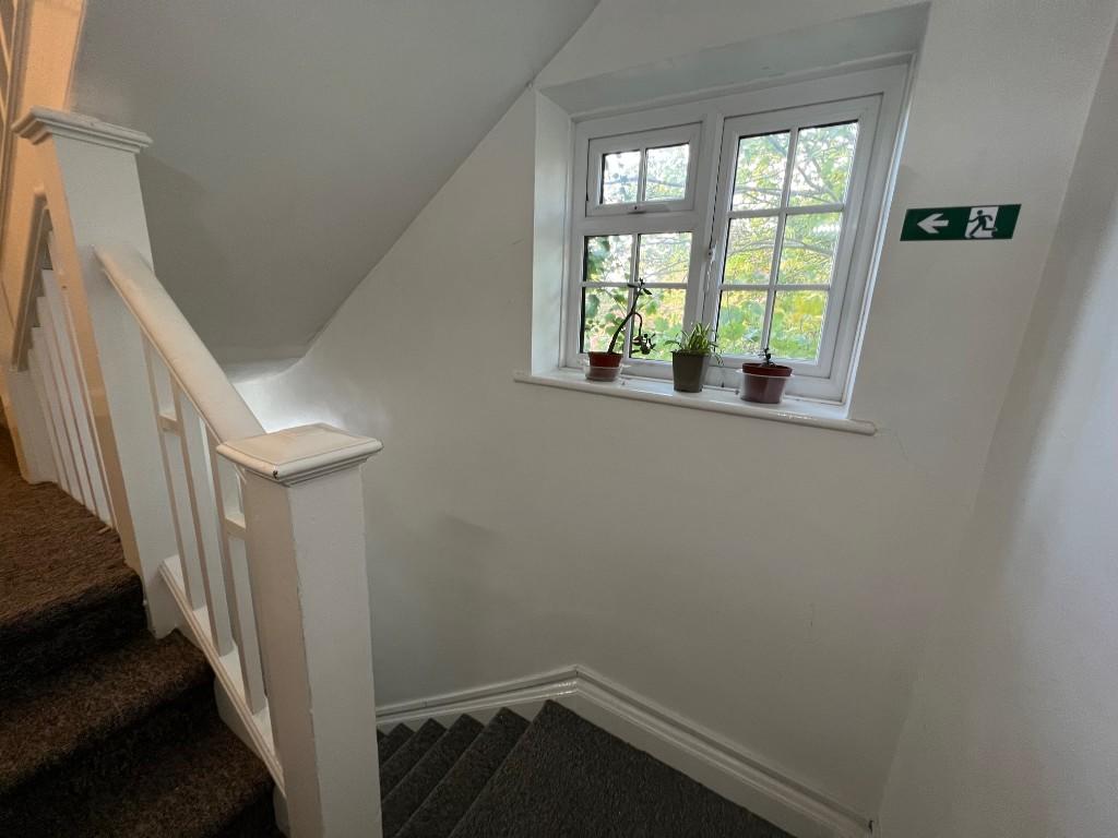Stairwell to flat