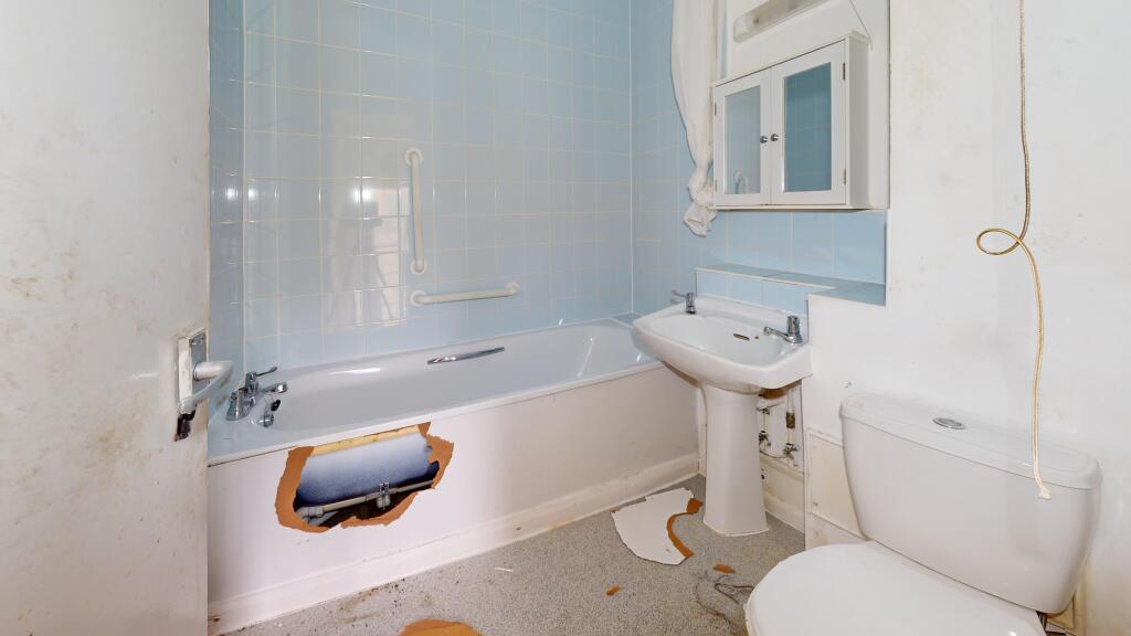 58C Colvestone Crescent, Hackney, London, E8 2LH