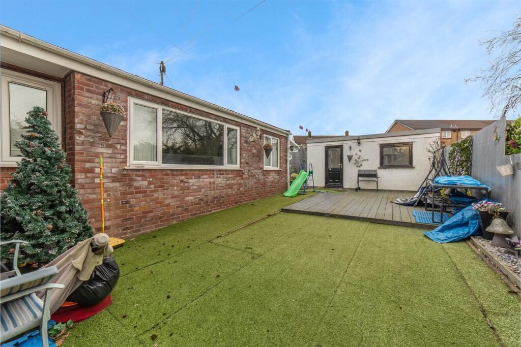 697 Monnow Way 1.jpg