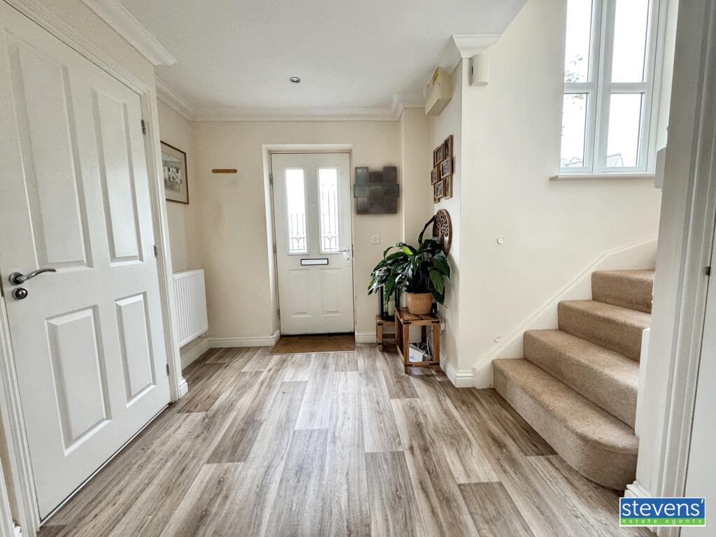 image00007_blurred (4)