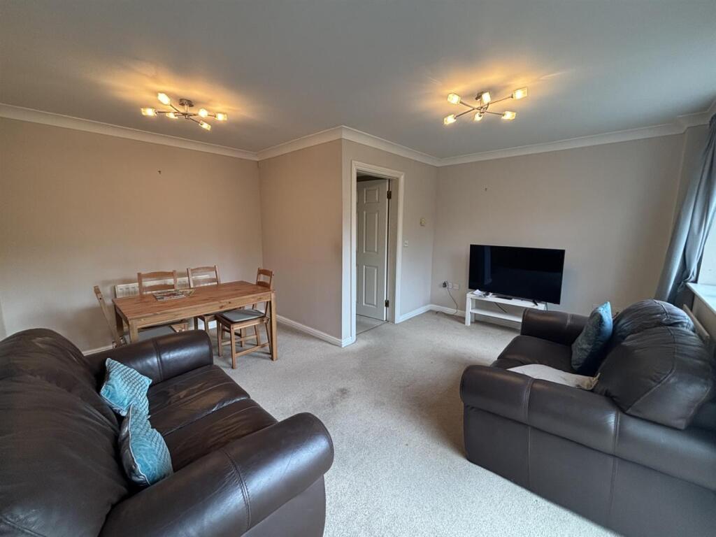 Living room new.jpg