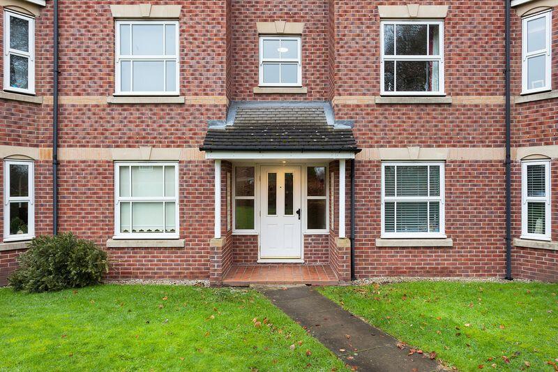 COMMUNAL FRONT ENTRANCE