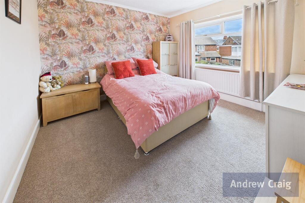 Rear Bedroom