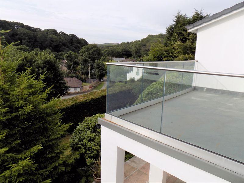 Balcony with V...