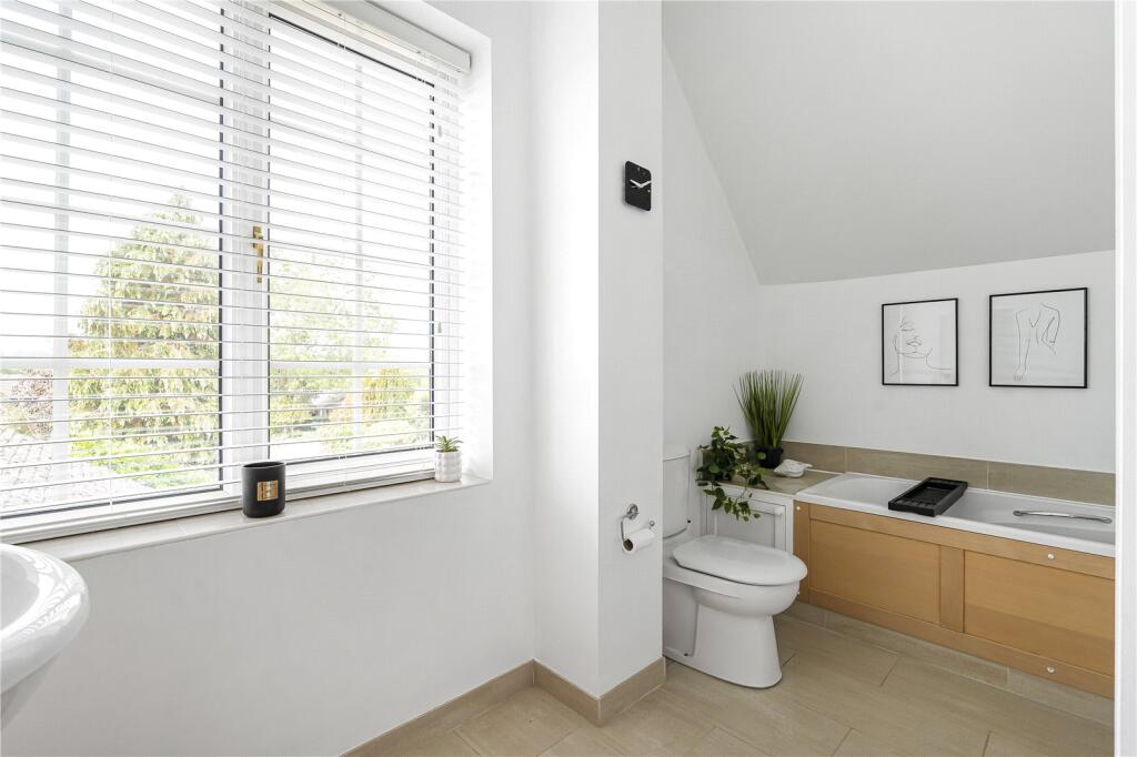 First Floor Bathroom
