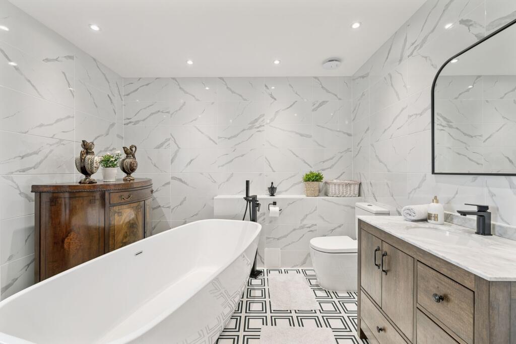Downstairs Bathroom