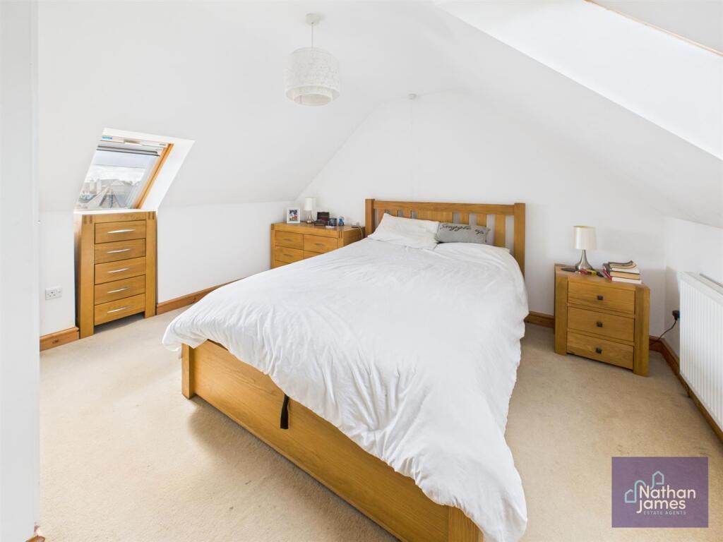 Bedroom 1 ( Second Floor)