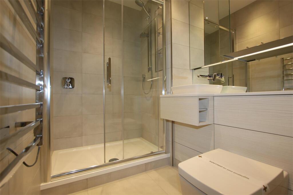 Ensuite Bathroom