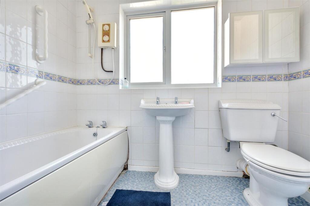 Bathroom.jpeg