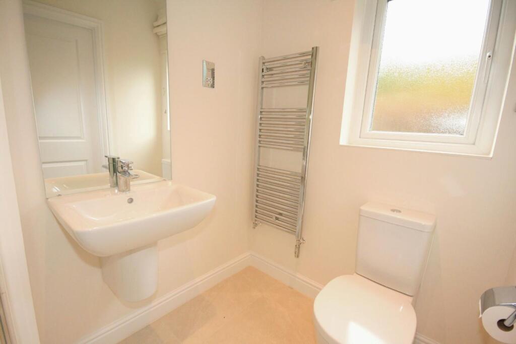 Bedroom 1 En-Suite 2
