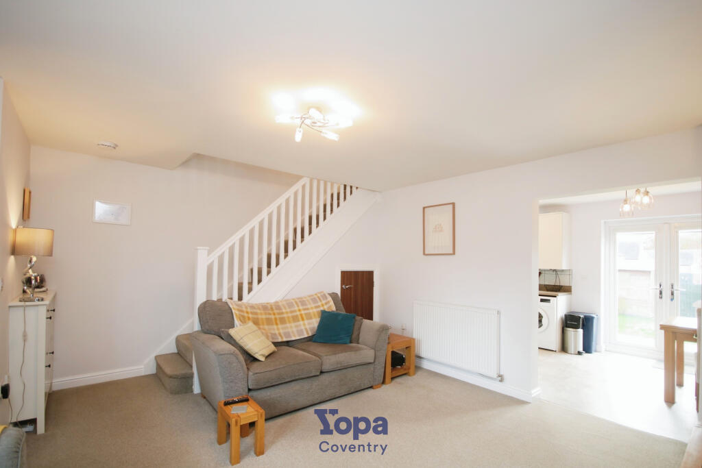 782d6da3-Living 20Room 205.JPG