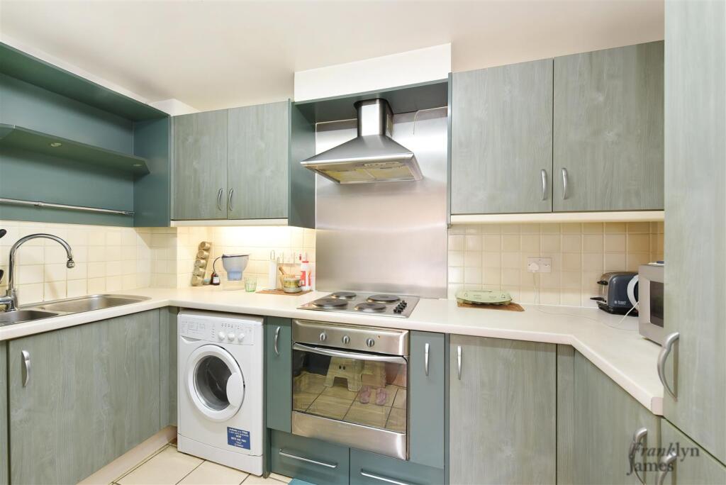 St David&#39;s Square (3).JPG