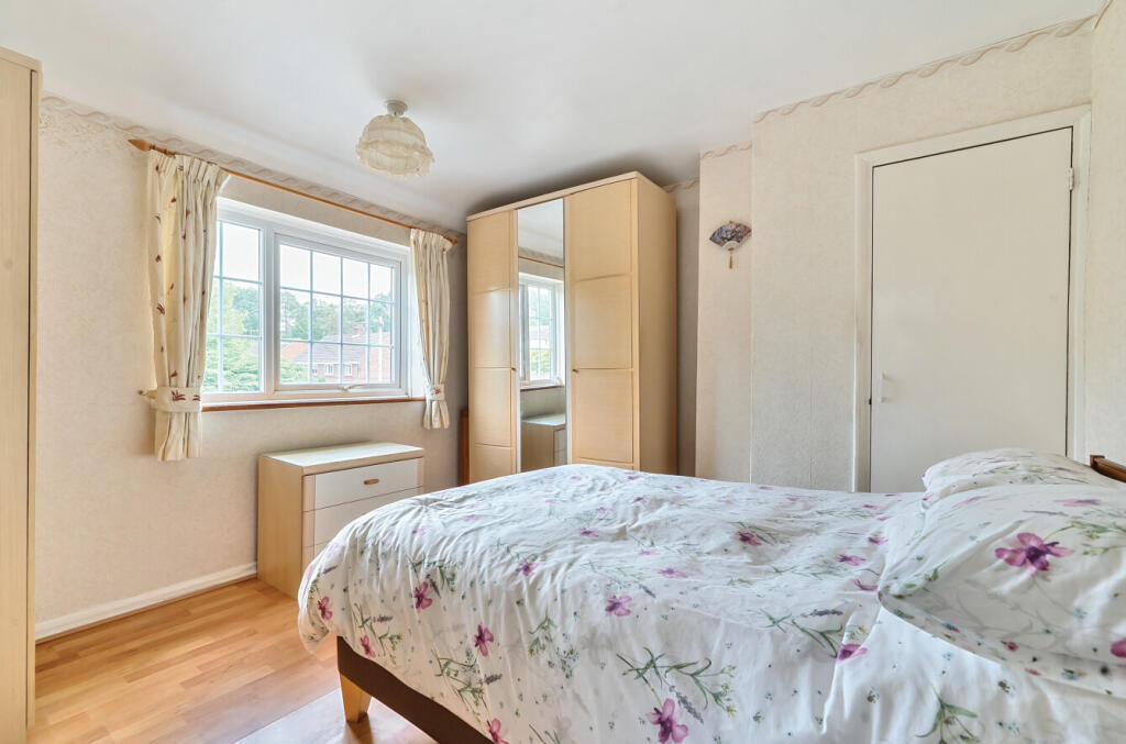 1330728-16-68888b...