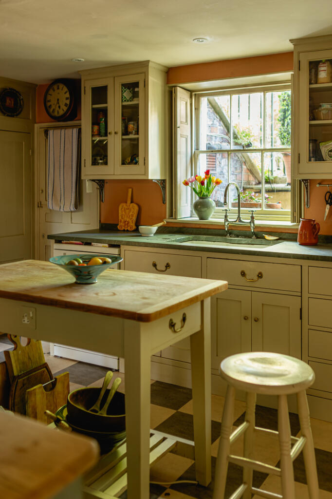 281645 - 25_4_TMH E9 7AN4858-Enhanced-NR-Edit.jpg