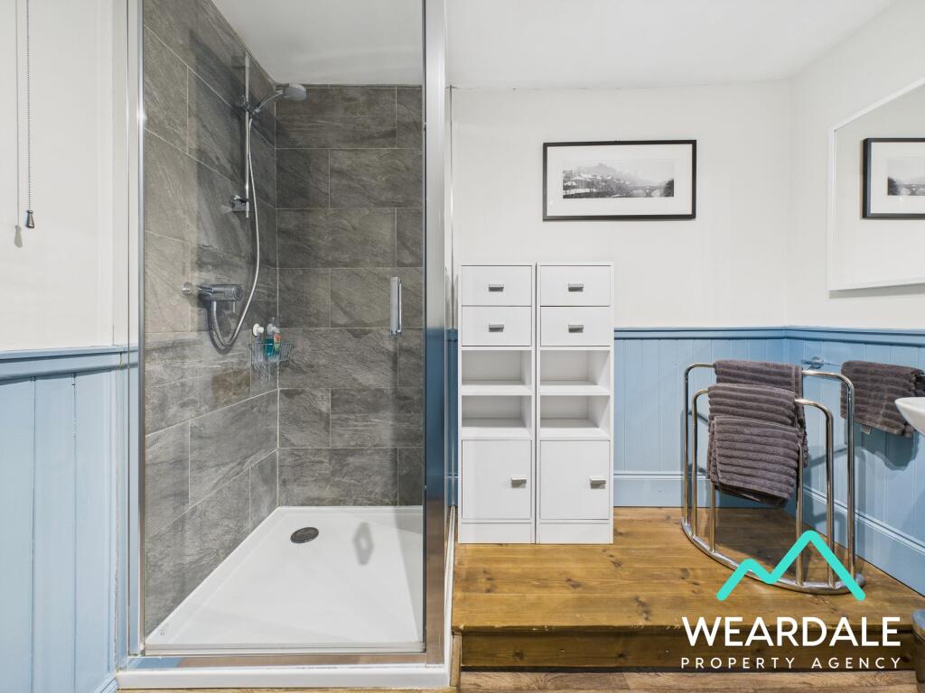 Bedroom 2 En-suite
