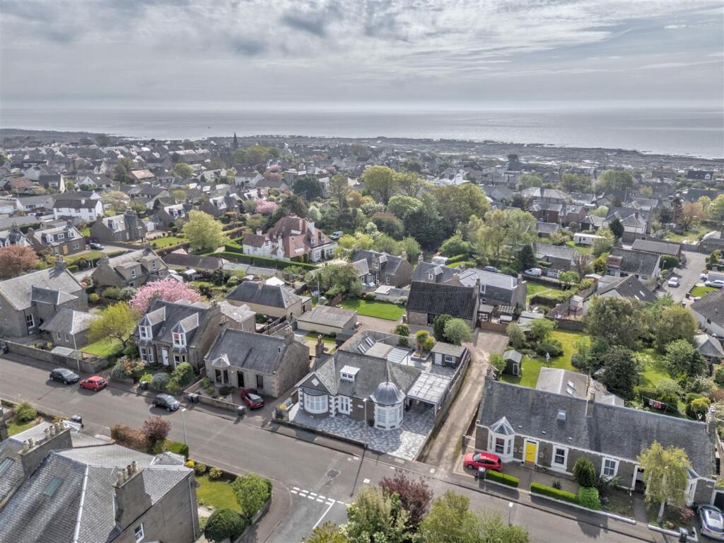 7 Guthrie Street Carnoustie-1.JPG