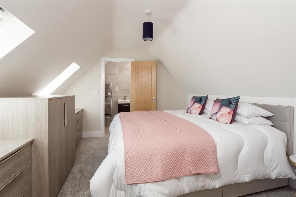 4 Chestnut Cottage-11.jpg