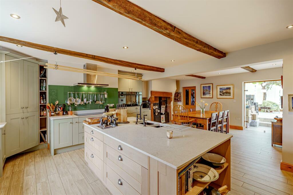 Dining Kitchen