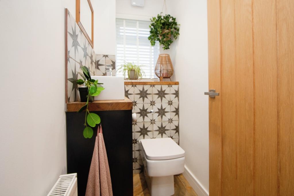 Downstairs Cloakroom